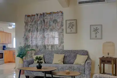 Image de Chal's on the Boulevard! Beautiful 3 bedroom 2 bath!