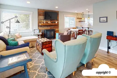 Image de Coastal Cottage at Seaside Beach - Pet Friendly - New Listing! !