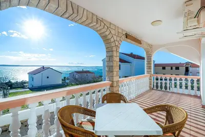 Image de Superbe appartement Ă Rtina avec WiFi