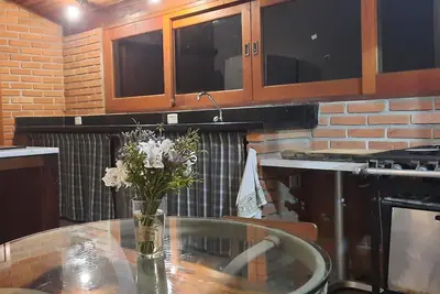 Image de Country house with waterfall and natural pool