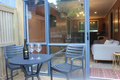 Image de New Romantic Retreat - 6 minutes to Waihi Beach