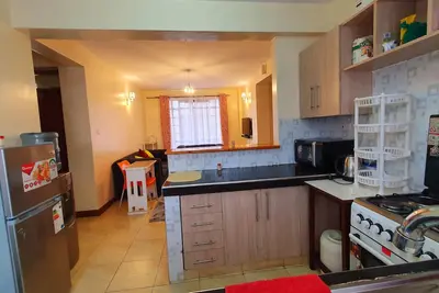 Image de Sppacious 2br condo with free parking