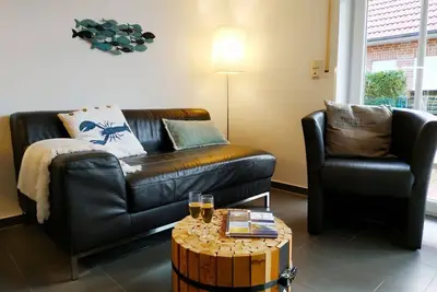 Herzlich Willkommen in der Liebevoll Ausgestatteten Ferienwohnung \"küstensand\"!