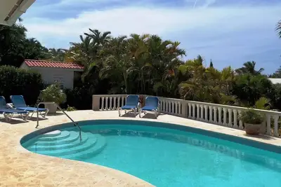 Image de Large villa with private pool, perfect for families! 4bd, waterpark, tennis