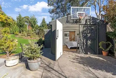 Image de The Hen's Den, Moss Vale