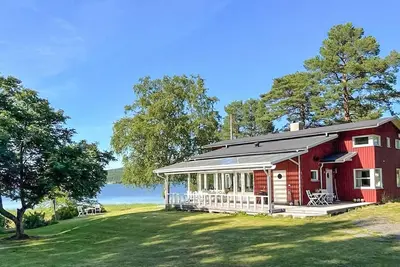 Image de Belle maison à Domsjö avec sauna