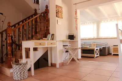 Image de a step away from the beach and 5 minutes from the main street