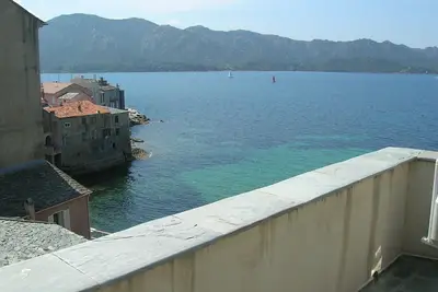 Image de Au cœur du village, appartement vue mer