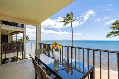Image de Kbr #505 - 1 Bedroom/2 Bath Ocean Front Updated unit on Stunning Sugar Beach!