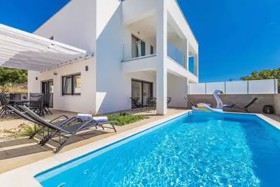 Image de Villa avec piscine moderne