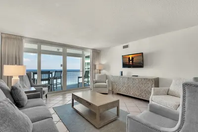 Image de 🌅Amazing Floor to Ceiling Beach Views~Shoreline 2115