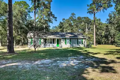 Sunny Abode, 10 Mi to University of Florida!
