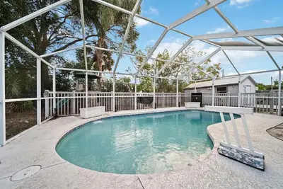 Image de Bliss By The Bay* Heated Pool Home w/ Playground