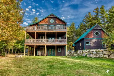 Your Dream ski chalet! Minutes to Whiteface!