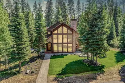 Image de Close to Brundage Ski and Downtown, Hot Tub