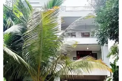 Image de Fully Furnished 2 Bhk Home in Kphb with Parking
