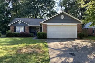 Image de Furnished 3br Home, Near Bruce’s Field & Polo Grounds, Short & Extended Stays