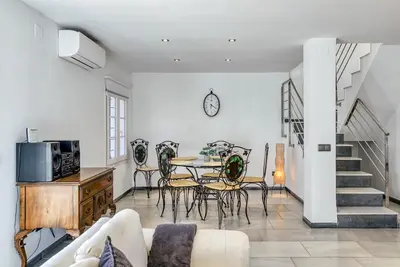 Image de Maison de vacances \"Vila Empuriabrava dans le centre\" avec Jardin & Wi-Fi