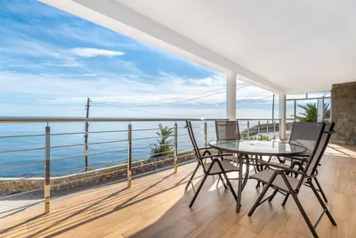Image de Maison de vacances 'Posidonia' avec vue sur la mer, terrasse privée et Wi-Fi