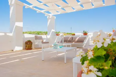 Image de Maison de vacances \"Masseria La Scalella - Fortificato\" avec vue sur la mer, terrasse et Wi-Fi.