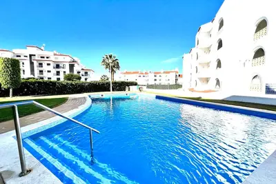 Image de Albufeira Downtown With Pool by Homing