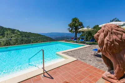 Image de Confortable appartement pour 7 personnes avec piscine, Wifi, Tv, vue panoramique et parking