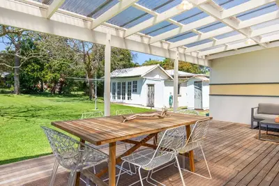 Image de Clara's Coastal Cottage - Pet Friendly - 1 Min Walk to Beach