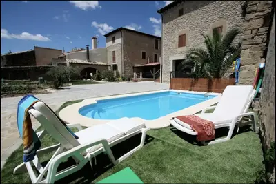Image de House With Pool And Orchard In Artajona