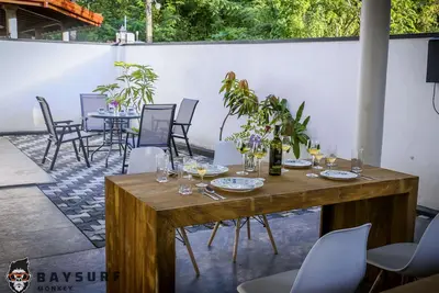 Image de Romantic villa A/C — 5 min from the beach! and surf