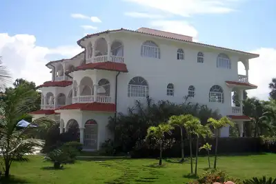 Image de Luxury beachfront apartment near Encuentro beach, great sea views!