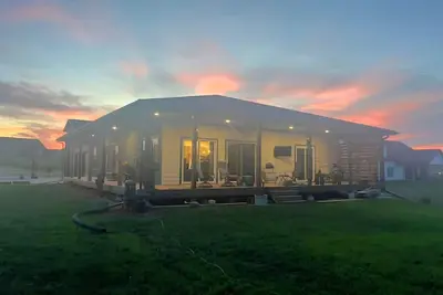 Image de Gorgeous New home close to Downtown Spearfish