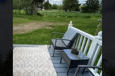 Image de The Blue Nest - Spacious and quaint country home w/Sauna!