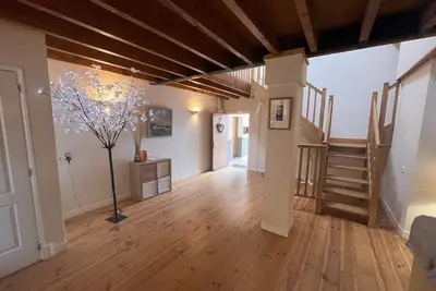 Image de Tranquil and spacious gîte with own pool near market town