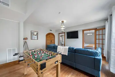 Image de Nr Med Center, Museum | WiFi Games | Bbq Fire Pit