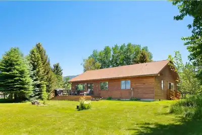 Image de Cozy Mountain Escape near Bozeman, Family Friendly!