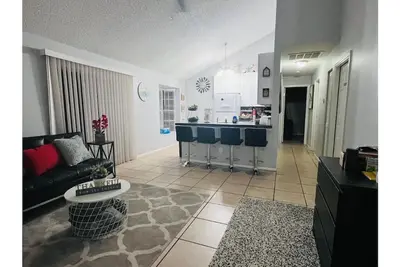 Image de Comfortable, Cozy & Peaceful Home Close to Beach