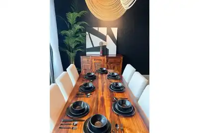 Image de A lavish hidden gem in the heart of Dubai marina.