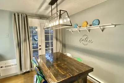 Image de Cheerful 2 bedroom Best Value in Nw Boise; 10 min to downtown