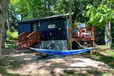 Image de Artist Cabin On the River, Sparta! #hiking #waterfalls