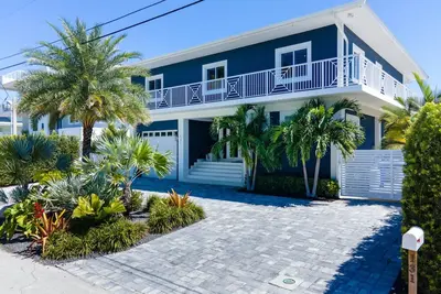 Tropical Vacation Home