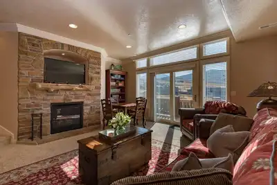 Image de Snowbasin Haven Ls42 | Hot Tub | Ski & Snowboard