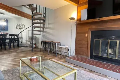 Image de Work and Play in the Perfect Mountain Getaway
