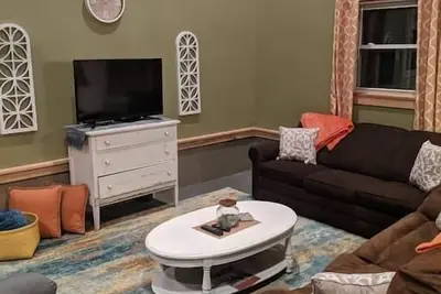 Image de The Landing: Near Beaches Trails, and Munising Pictured Rocks