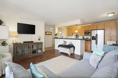 Image de 1 Bed-Sunny Apt-Denver- Pool, gym, sauna, Walk to dining, shops, hospitals;