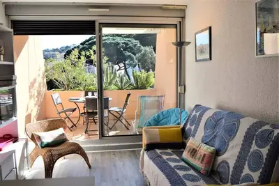 Image de Studio Cabine 4 Couchages A Cavalaire