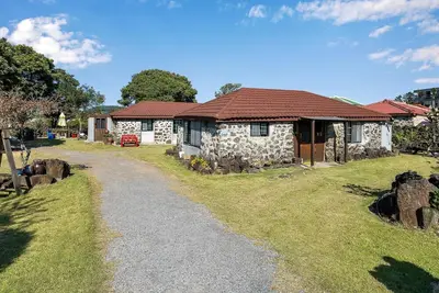 Image de Jeju Motungedoljib Dogchaepension