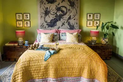 Image de Cinema, library, and beautifully decorated Gii listed house in medieval village