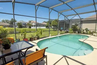 Image de Marvelous Villa, 4 beds 4 bath, pool and lake front