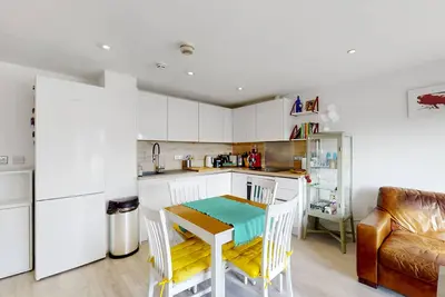 Image de Uk. Lo. Hdc - Charming 2-bedroom flat with a balcony in Bow