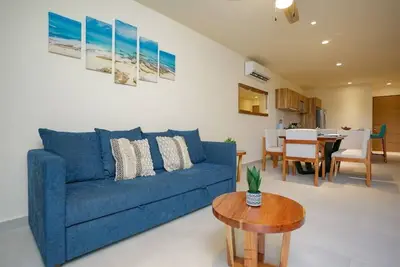 Image de Unique Modern 2br steps from the Ocean